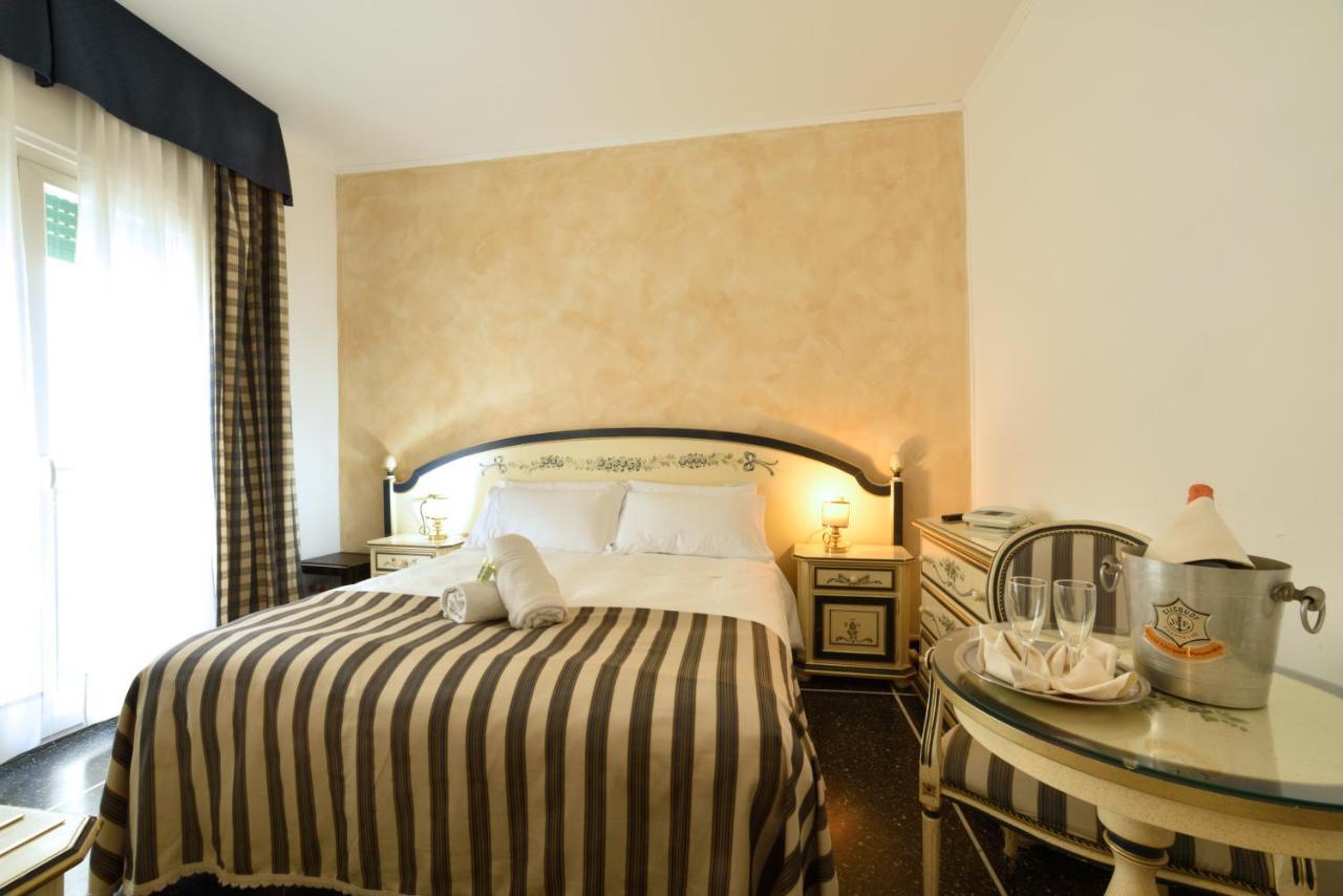 Hotel Morchio Mhotelsgroup Диано-Марина Экстерьер фото