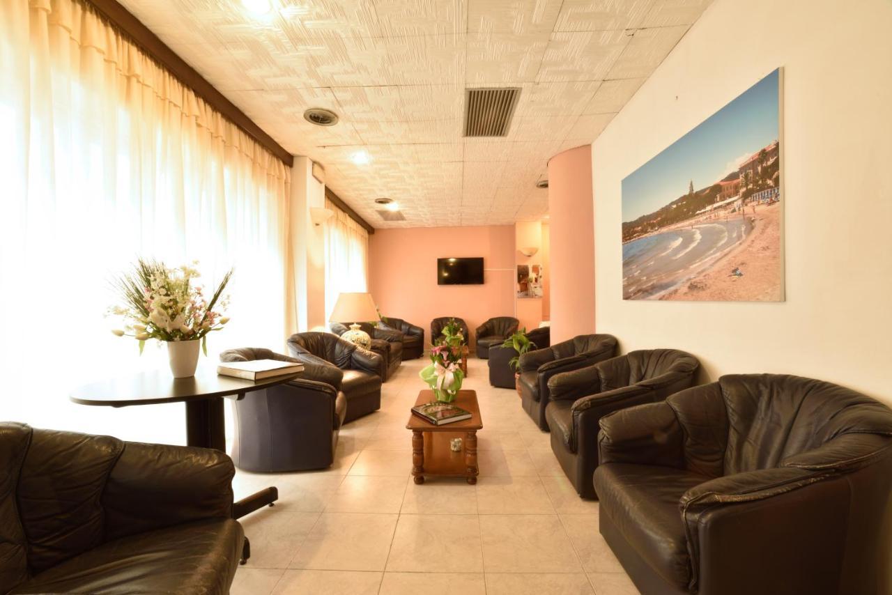 Hotel Morchio Mhotelsgroup Диано-Марина Экстерьер фото