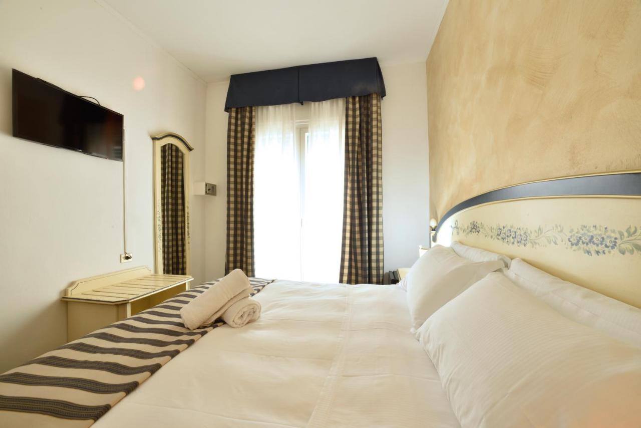 Hotel Morchio Mhotelsgroup Диано-Марина Экстерьер фото