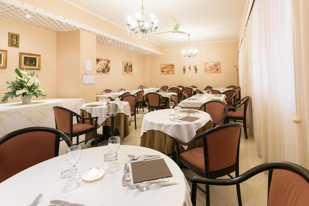 Hotel Morchio Mhotelsgroup Диано-Марина Экстерьер фото